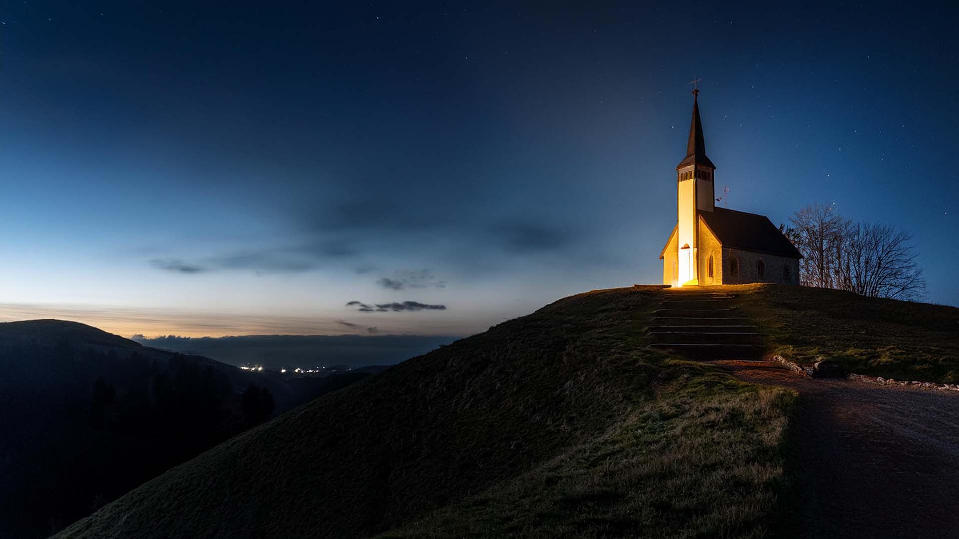 Featured image for “El Reino de Dios y La Iglesia de Dios”